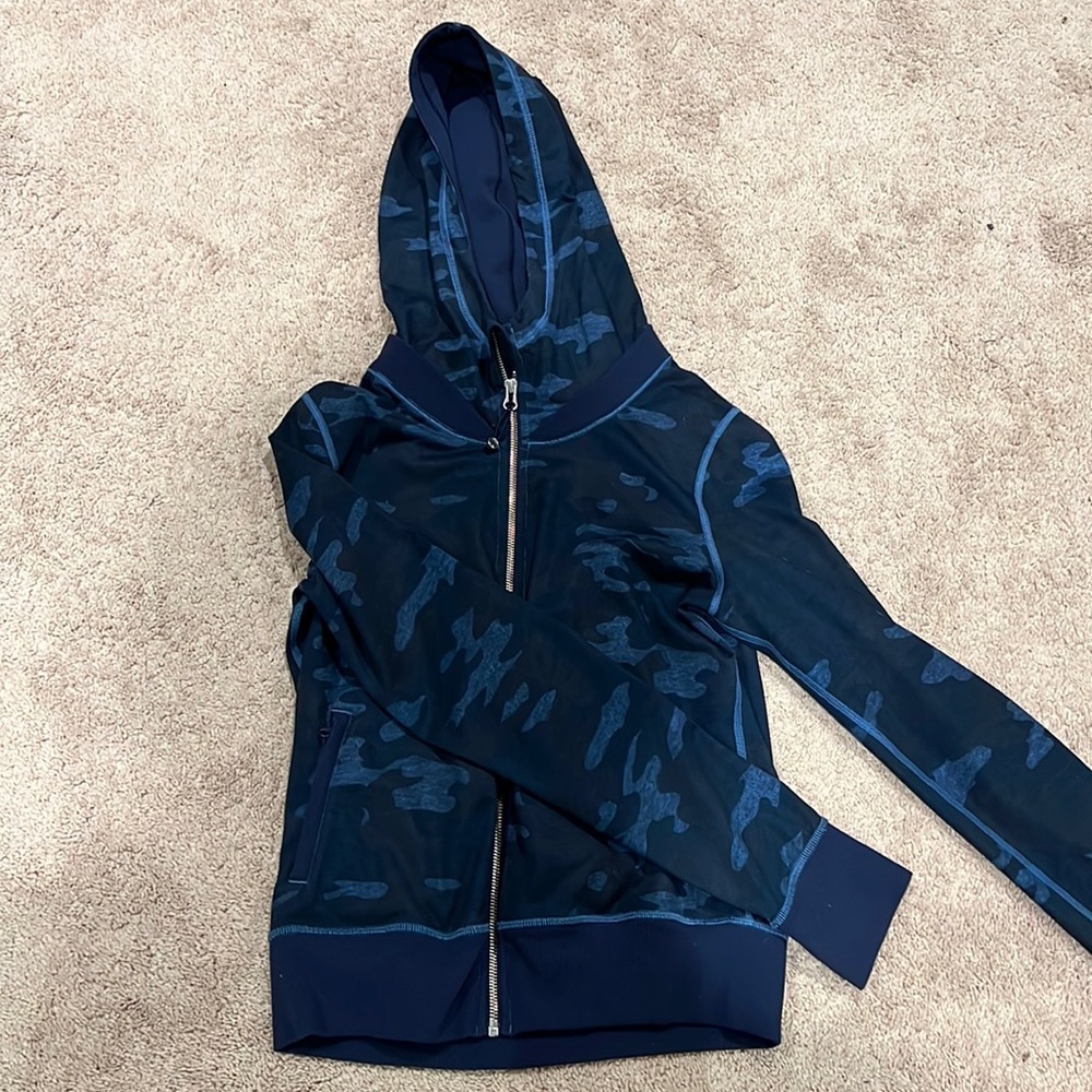 Lululemon zip up hoodie